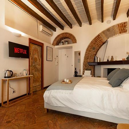 Cozy House In Naviglio Grande - Homy Apartments ميلان المظهر الخارجي الصورة