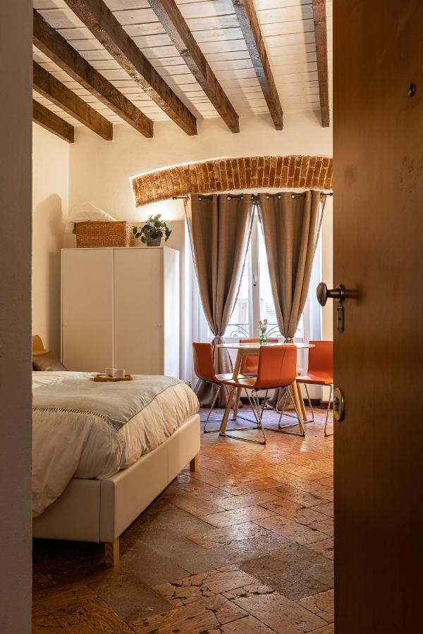 Cozy House In Naviglio Grande - Homy Apartments ميلان المظهر الخارجي الصورة
