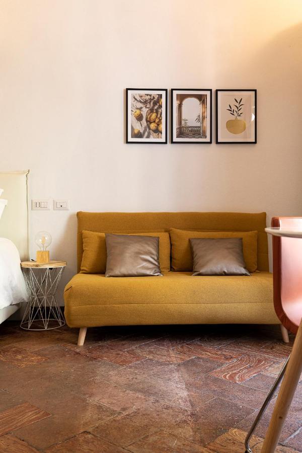 Cozy House In Naviglio Grande - Homy Apartments ميلان المظهر الخارجي الصورة