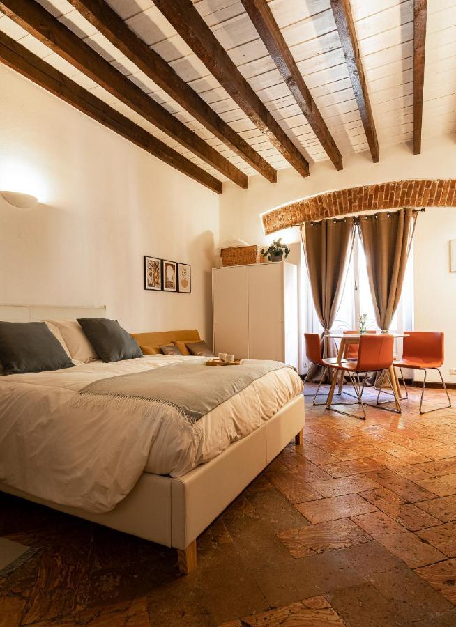 Cozy House In Naviglio Grande - Homy Apartments ميلان المظهر الخارجي الصورة